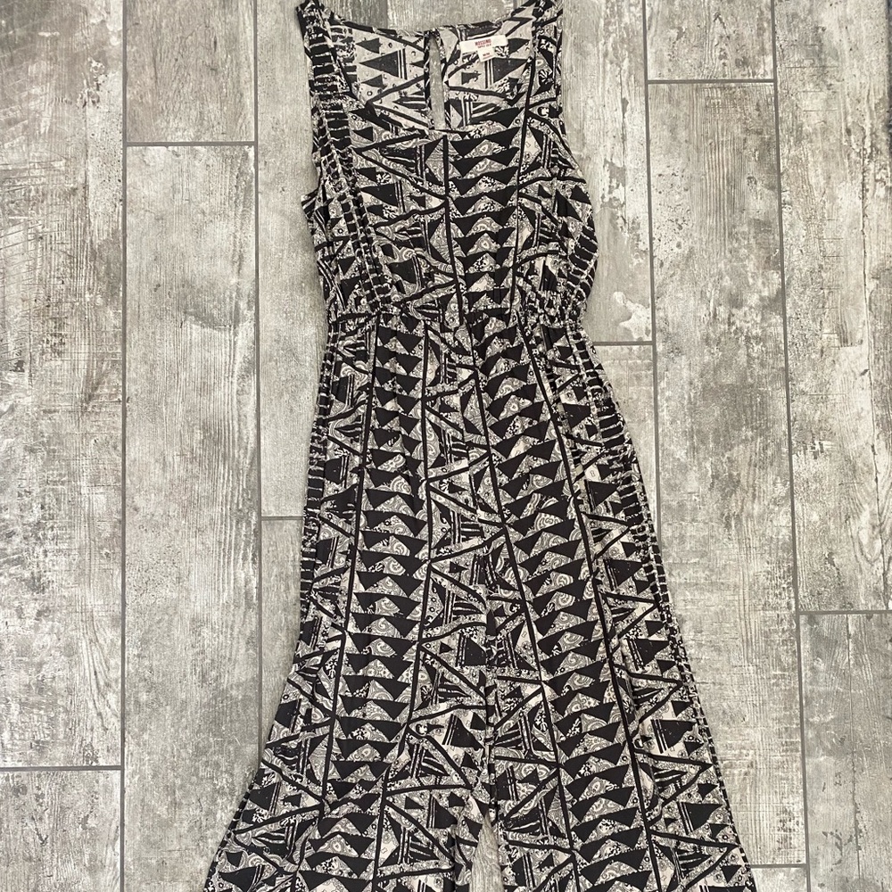 Mossimo wild leg romper - Size M